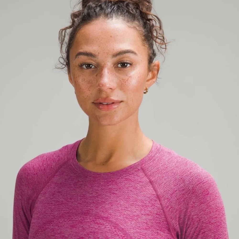 Lululemon - Picture 5 of 12